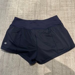 LuluLemon 2.5 inseam shorts